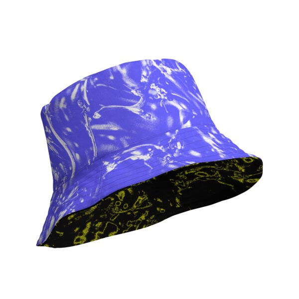 Waves Reversible bucket hat